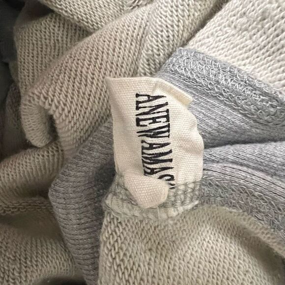 Emotionally Unavailable Gray Hoodie Size XL - Picture 4 of 4